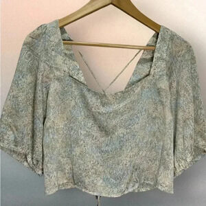 H&M NWT Women's Floral Open Back Crop Blouse 3/4‎ Sleeve Size L